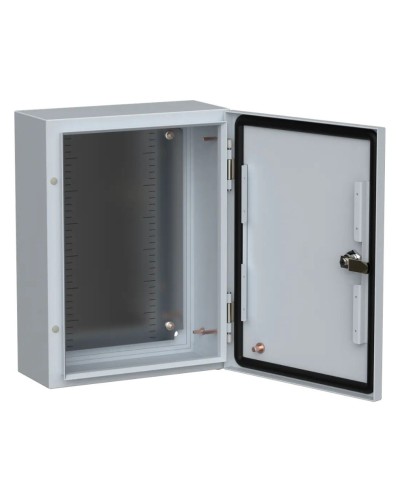 ЩМП-40.30.15 TITAN 5 УХЛ1 IP66 400x300x150 (TI5-10-N-040-030-015-66). Шкаф металлический с монтажной платой. IEK в Твери