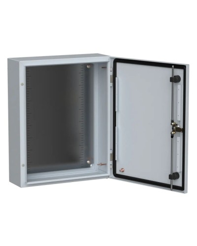 ЩМП-50.40.15 УХЛ1 IP66 500x400x150 TITAN 5 (TI5-10-N-050-040-015-66). Шкаф металлический с монтажной платой. IEK в Твери