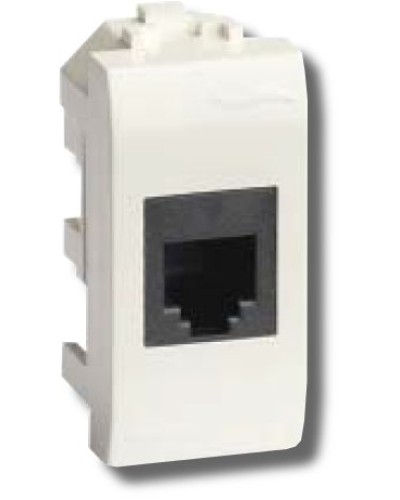 Розетка RJ-45 Brava 1 модуль белая (76457B): Розетка компьютерная экранированная с одним разъёмом в Твери